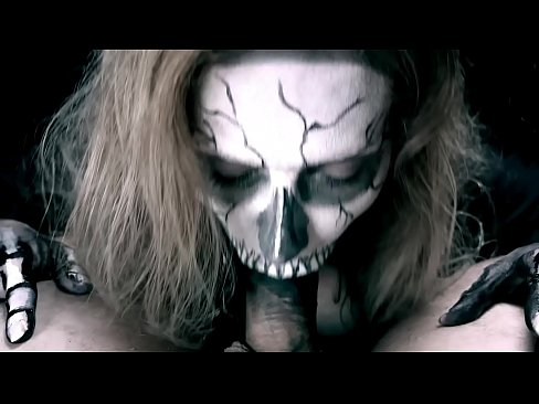 ❤️ Demon qız qara ağzı ilə xoruz əmmək və cum udmaq. Super porno az.muitohentai.ru ️❤
